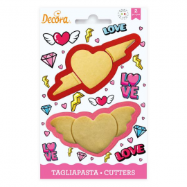 SET 2 TAGLIAPASTA LOVE IN PLASTICA