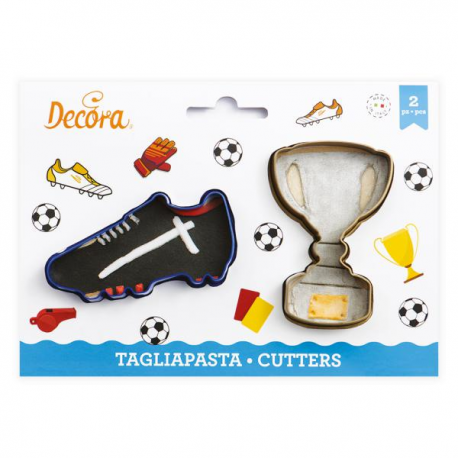 SET 2 TAGLIAPASTA TROFEO e SCARPETTA IN PLASTICA